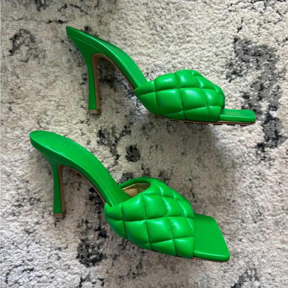 Bottega Veneta Parakeet padded Mule Heels - NWOT - Picture 2 of 9